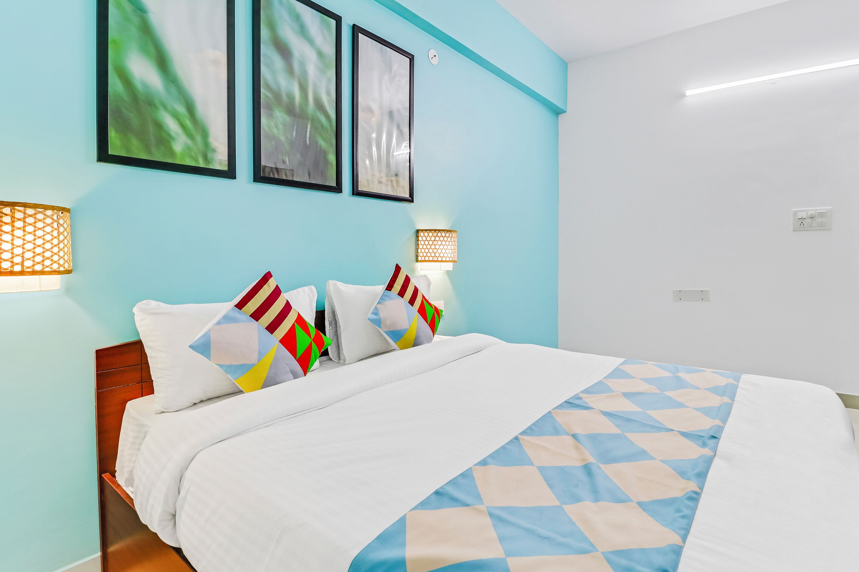 Cozy Stay Fortis Hospital by OYO Rooms