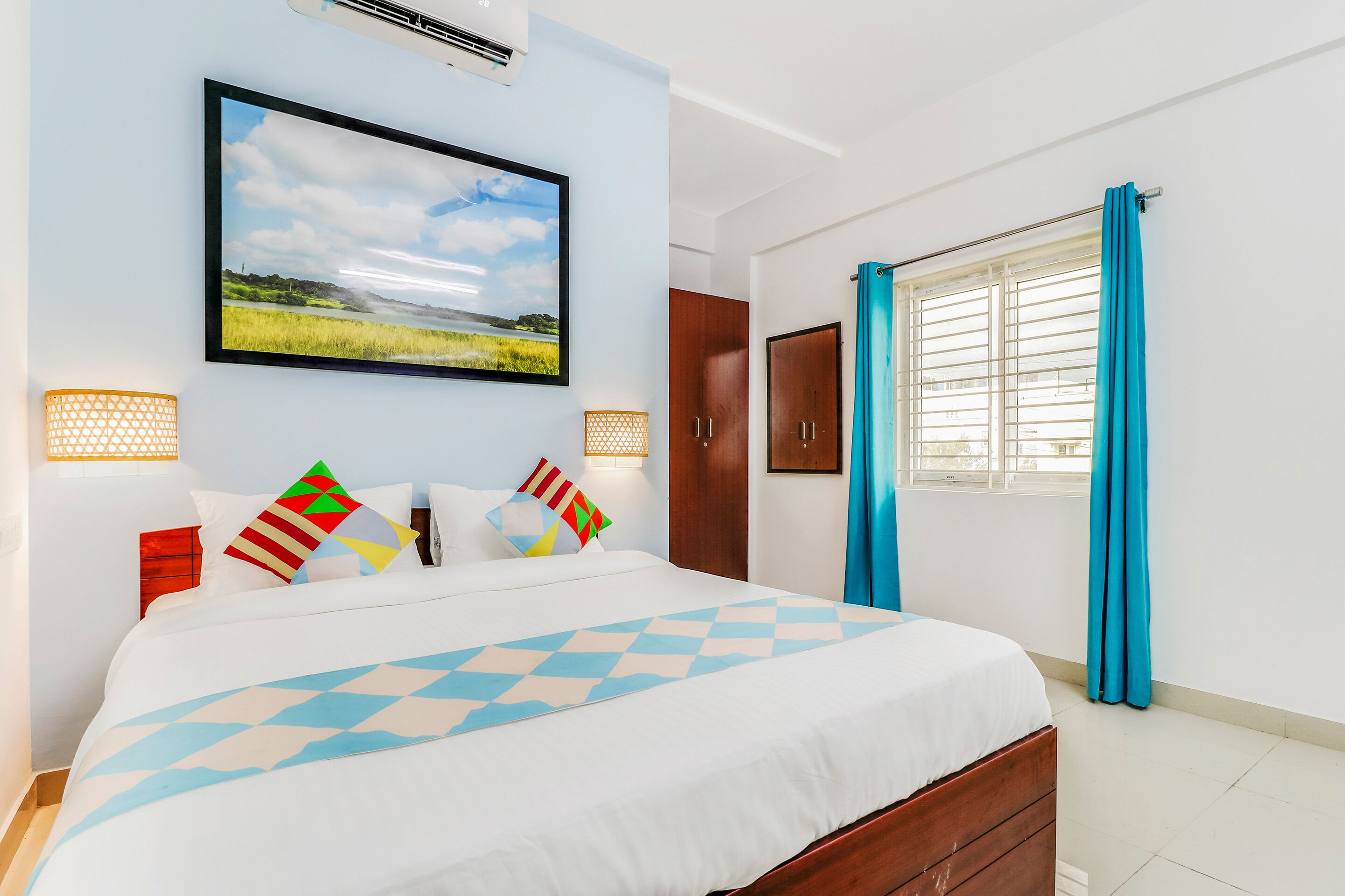 Cozy Stay Fortis Hospital by OYO Rooms