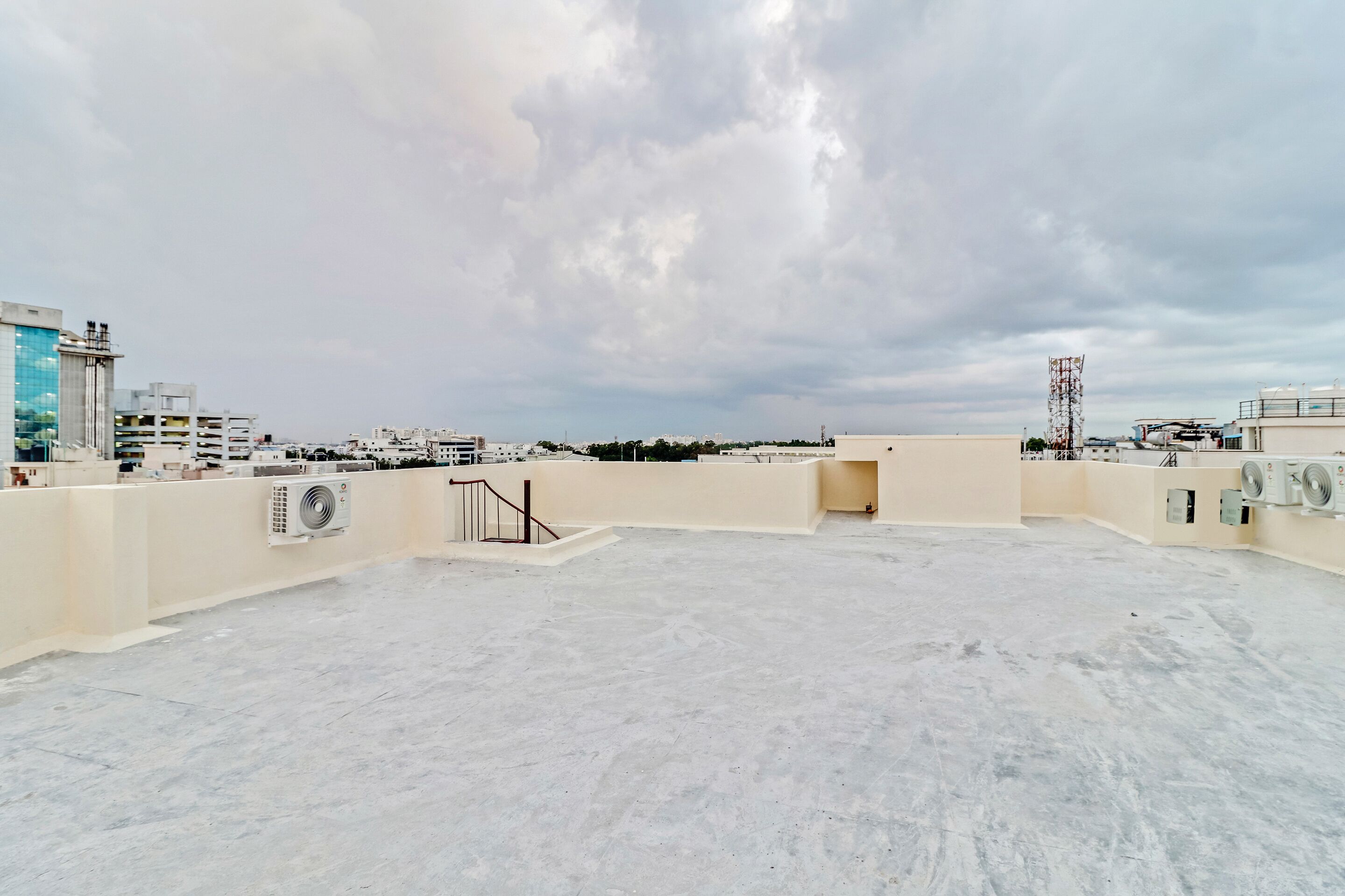 Cozy Stay Fortis Hospital by OYO Rooms