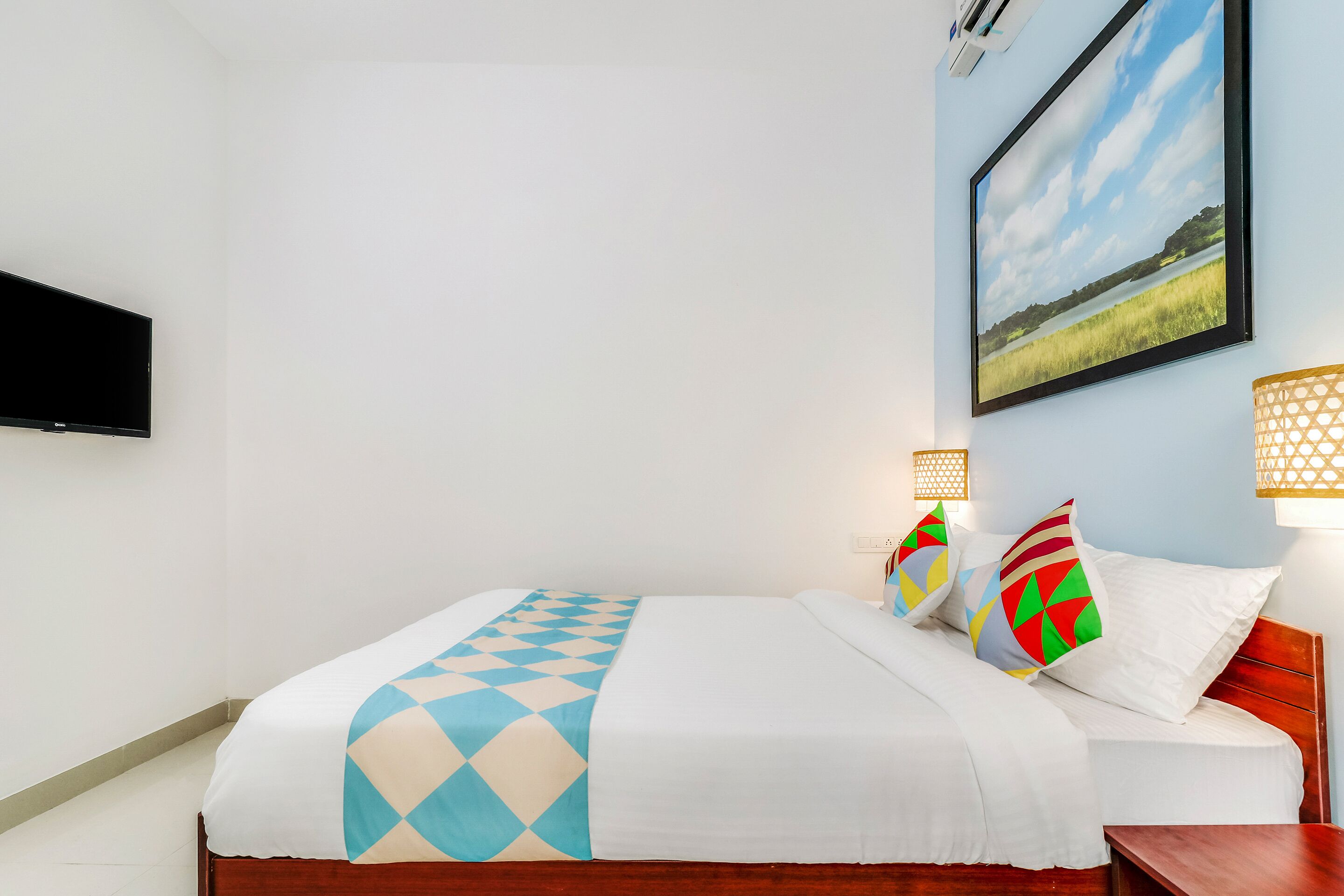 Cozy Stay Fortis Hospital by OYO Rooms