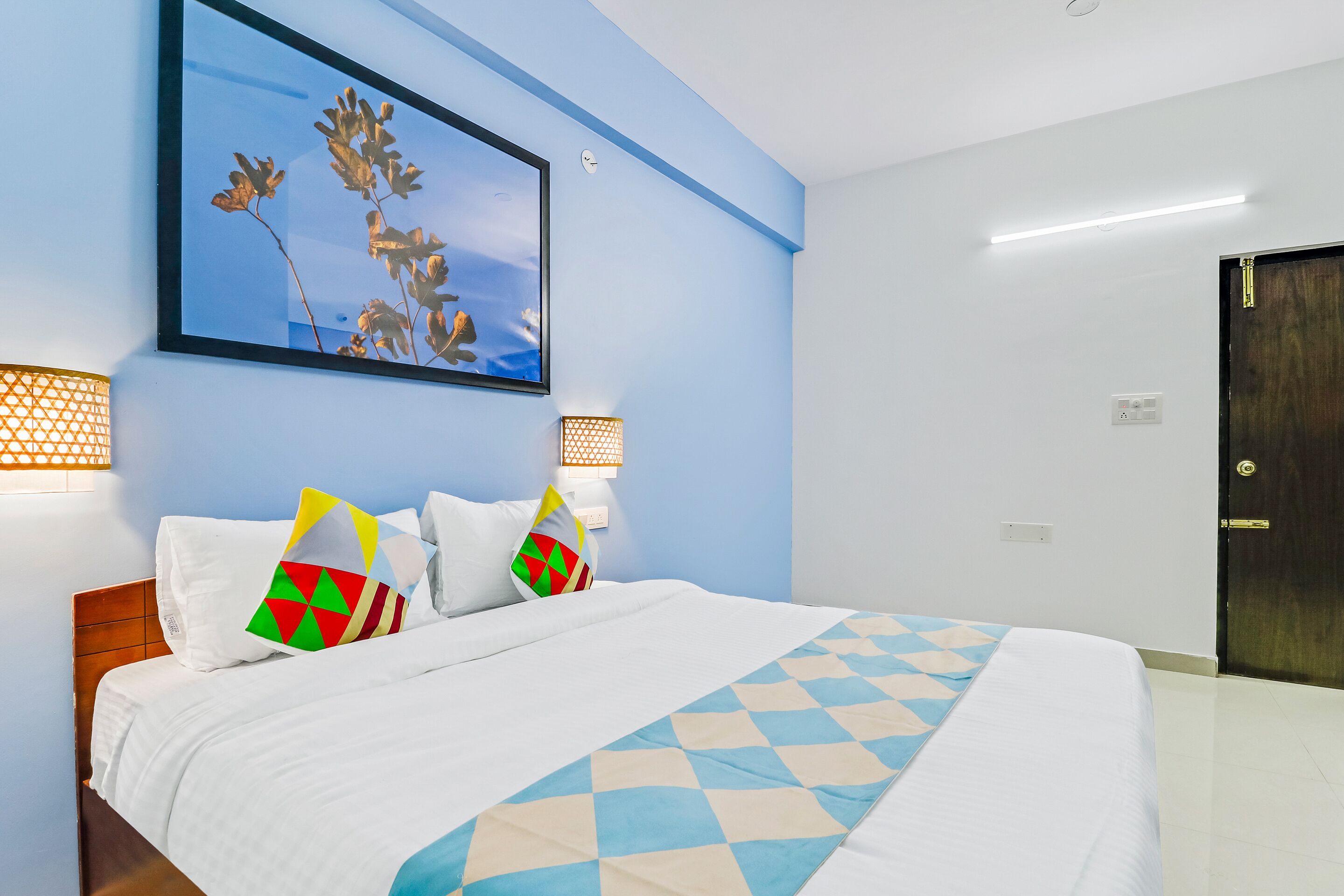 Cozy Stay Fortis Hospital by OYO Rooms