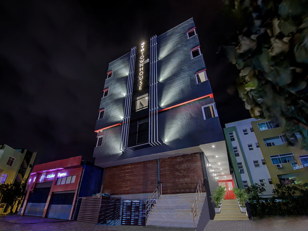 OYO Townhouse 038 Banaswadi 100Ft Road
