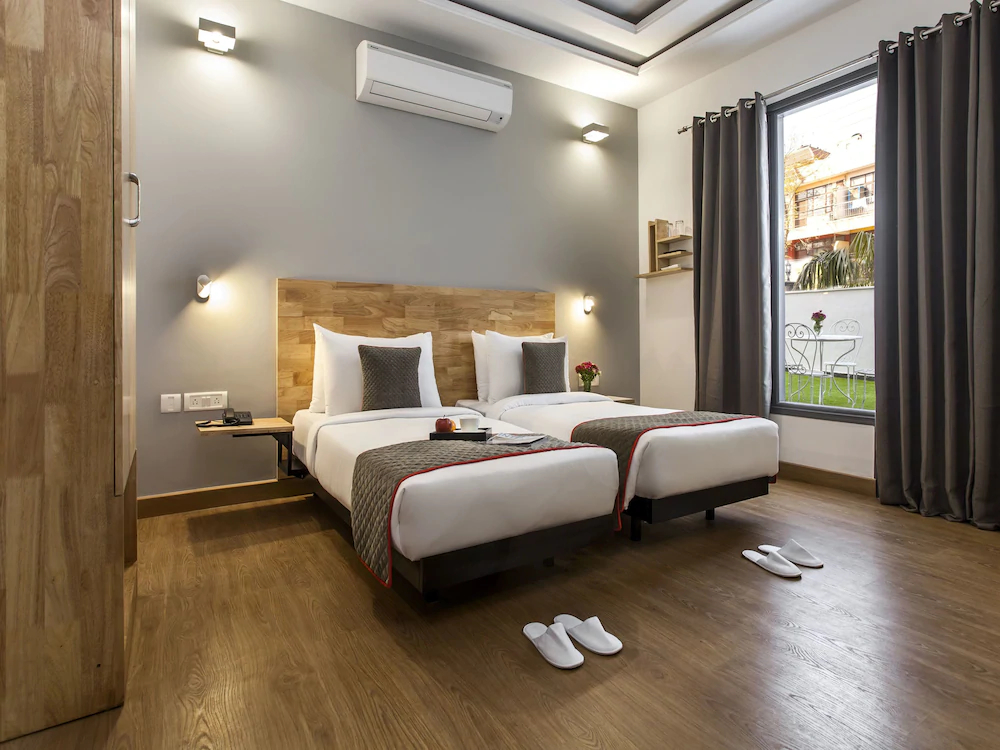 OYO Townhouse 040 Global Village Tech Park