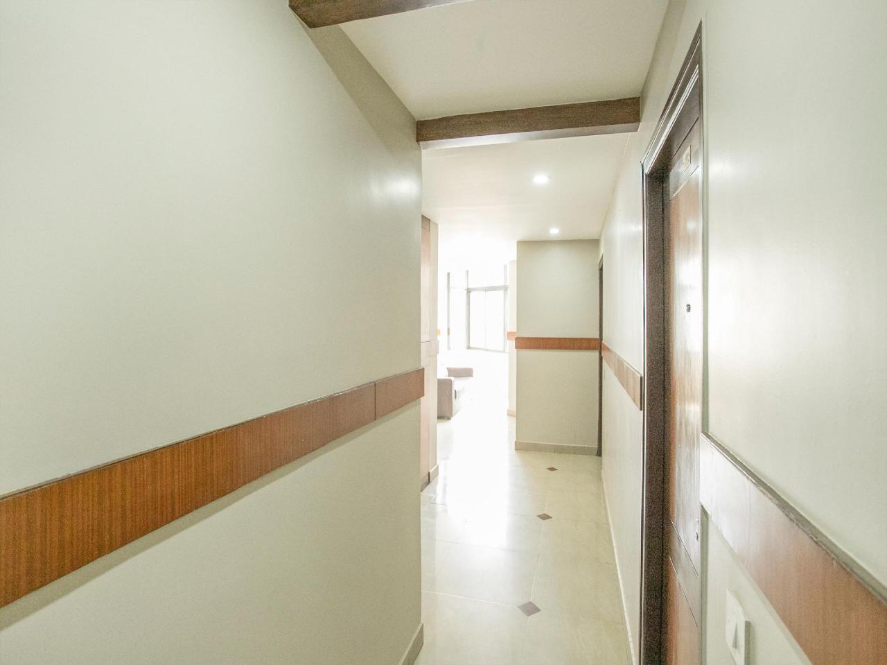 Park Palace by OYO Rooms