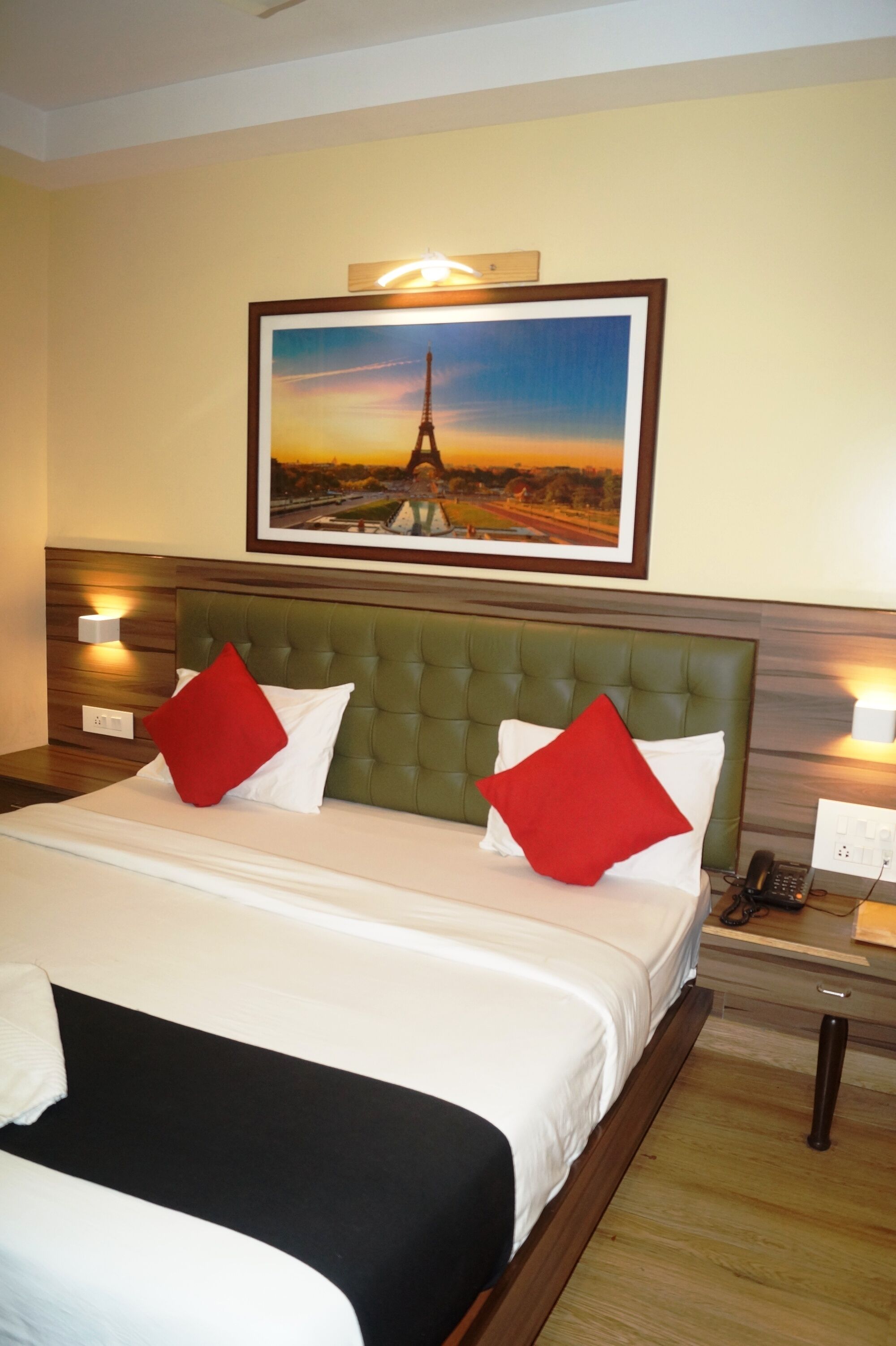 Phoenix Hotel
