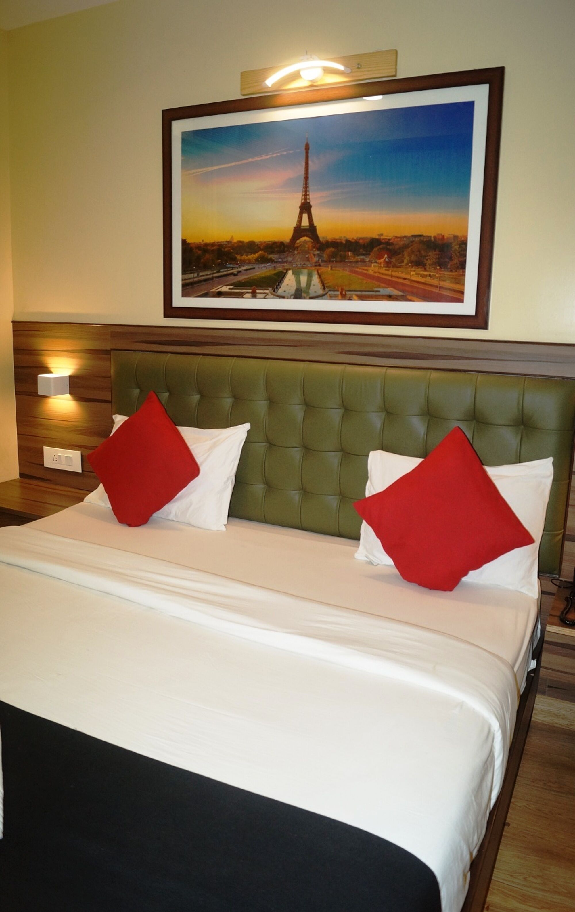 Phoenix Hotel