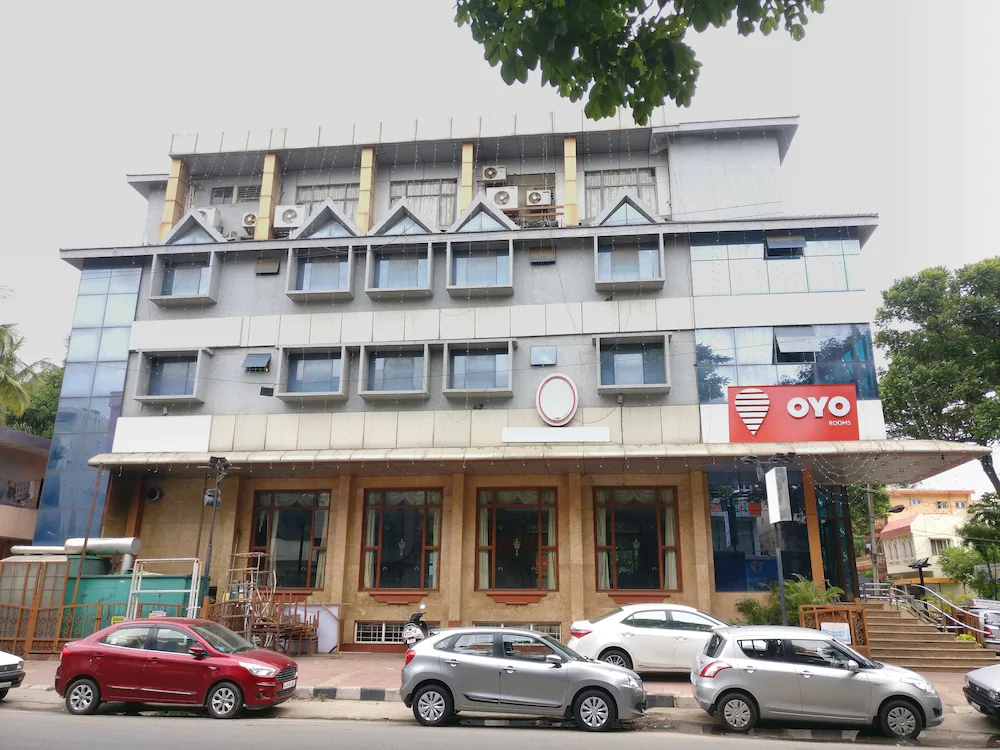 Pleasant Stay Inn by OYO