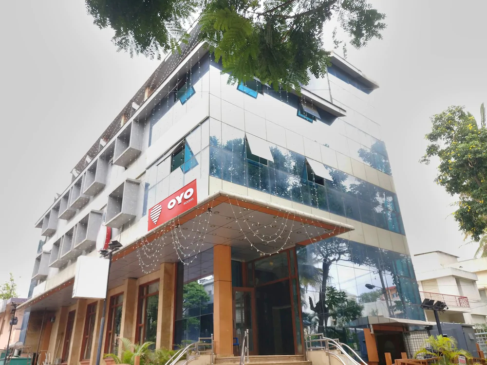 Pleasant Stay Inn by OYO