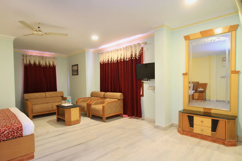 Pleasant Stay Inn by OYO