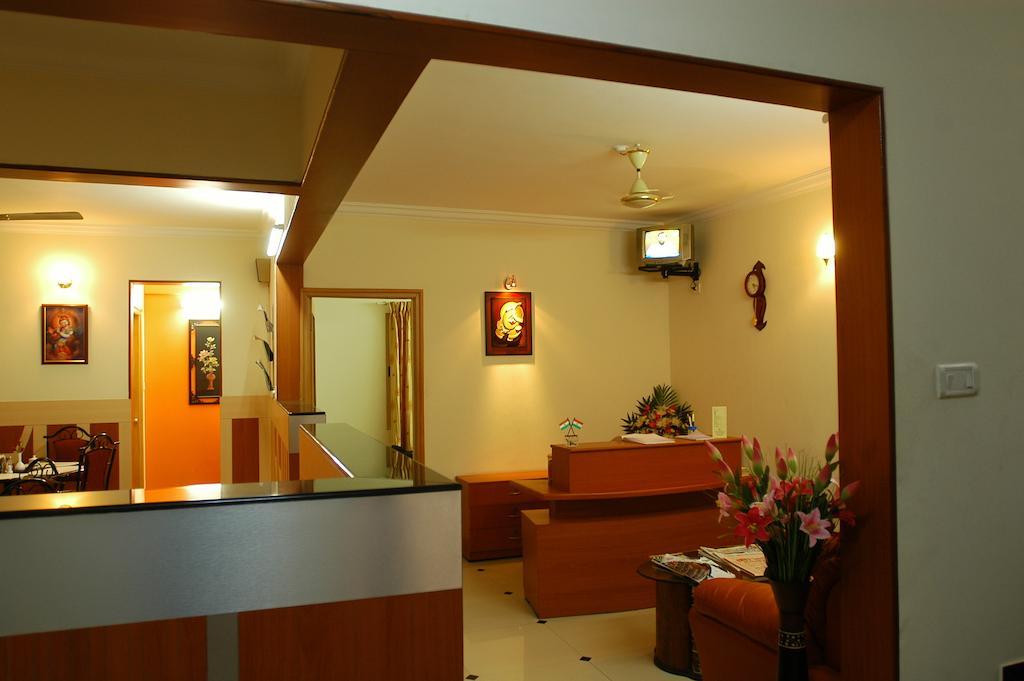 Hotel Raj Comforts