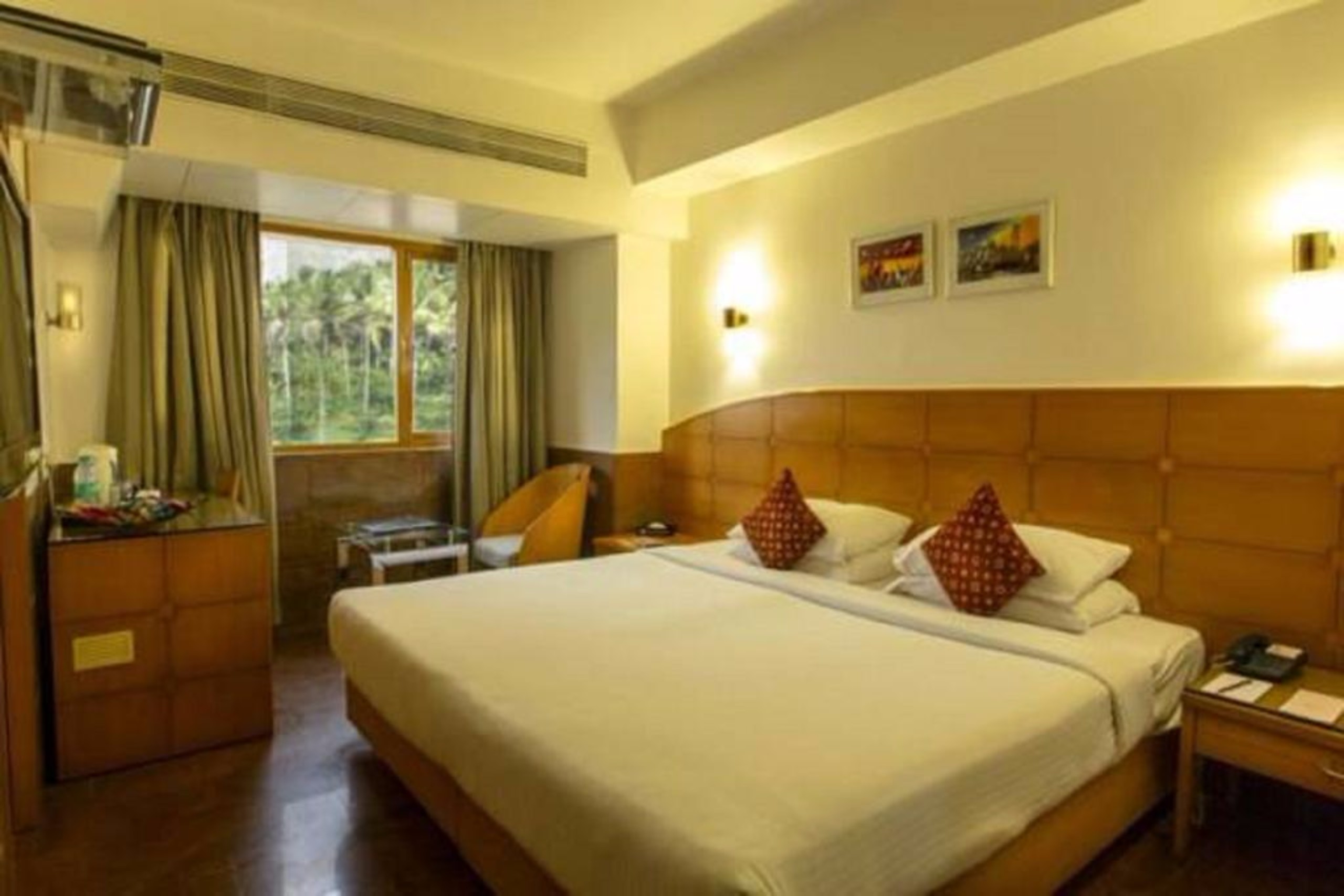 Ramee Strand Hotel