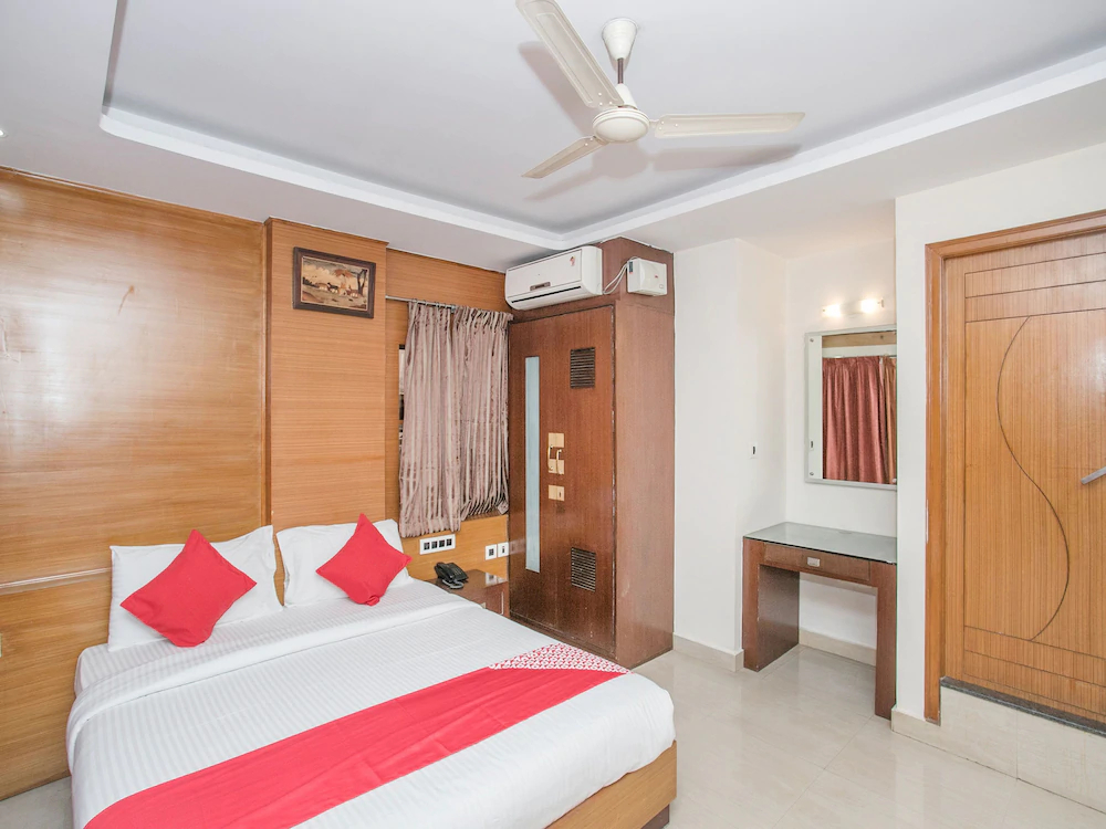 Regal Residency
