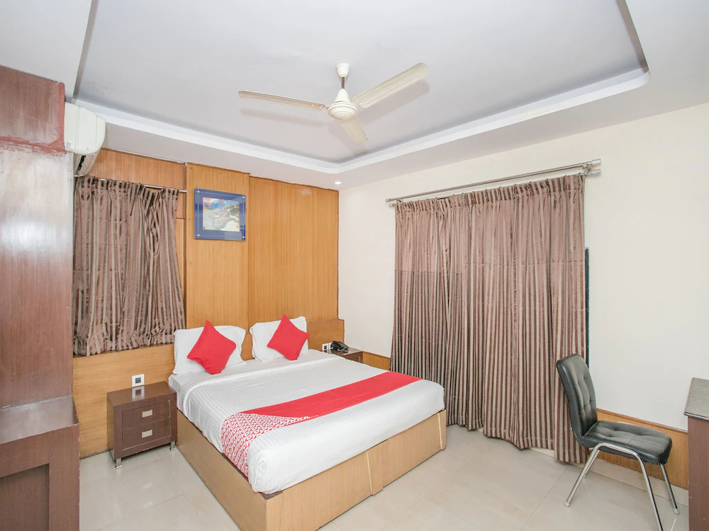 Regal Residency