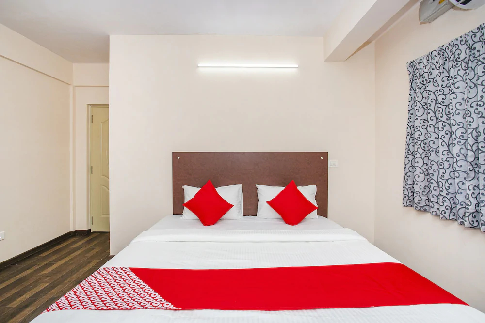 Resside 11 By OYO Rooms