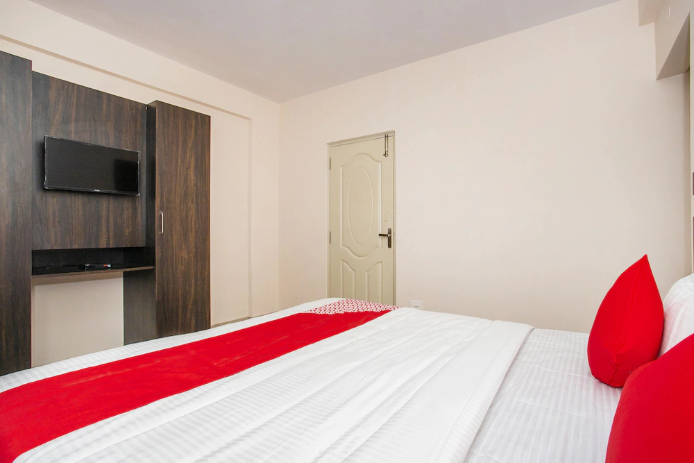 Resside 11 By OYO Rooms
