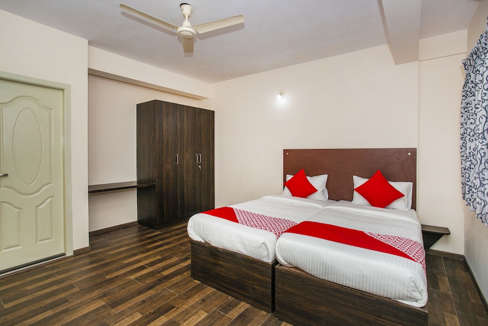 Resside 11 By OYO Rooms