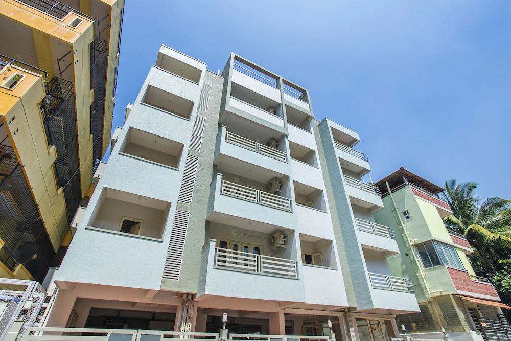 Resside 11 By OYO Rooms