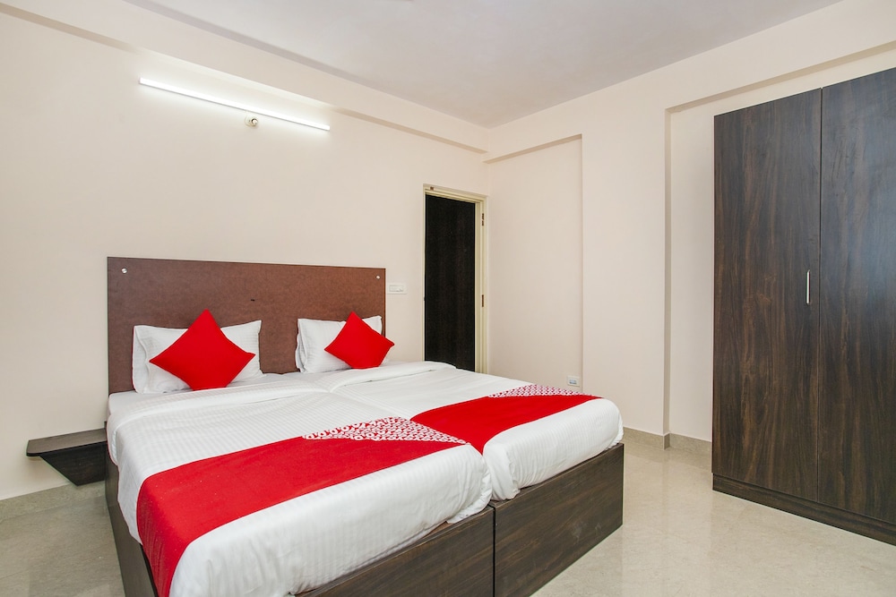 Resside 11 By OYO Rooms