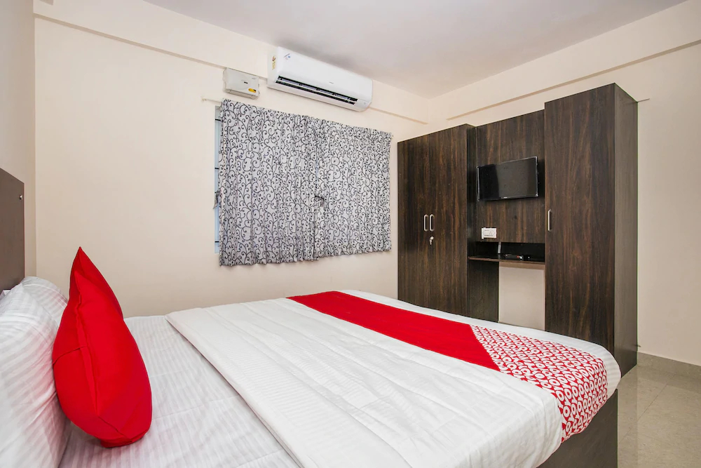 Resside 11 By OYO Rooms