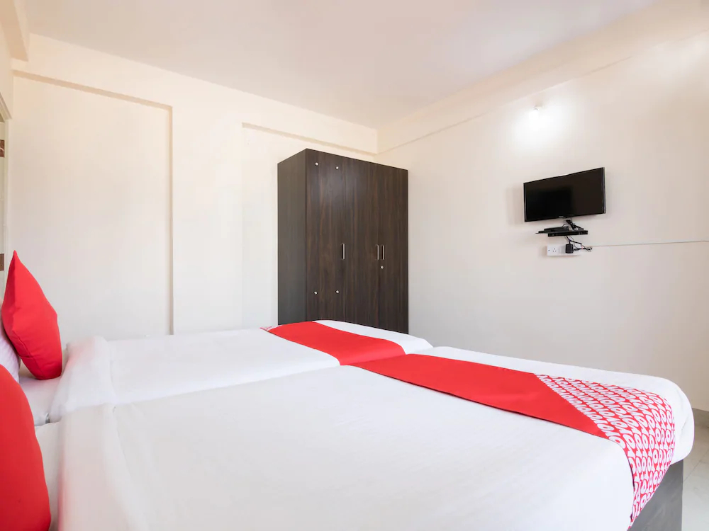 Resside 11 By OYO Rooms