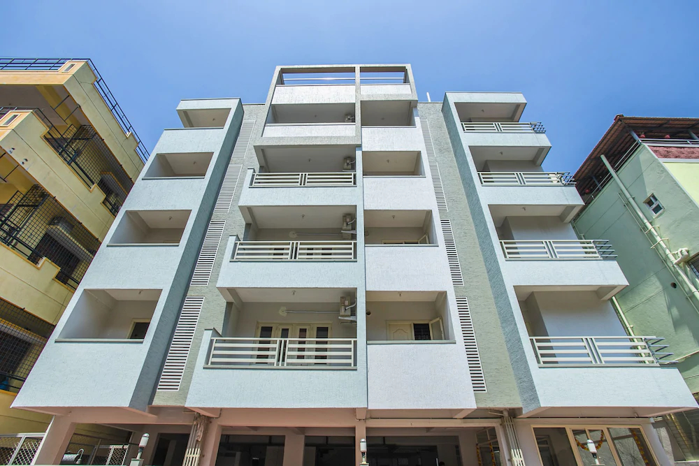 Resside 11 By OYO Rooms