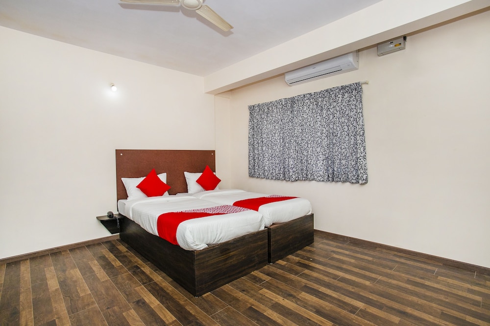 Resside 11 By OYO Rooms