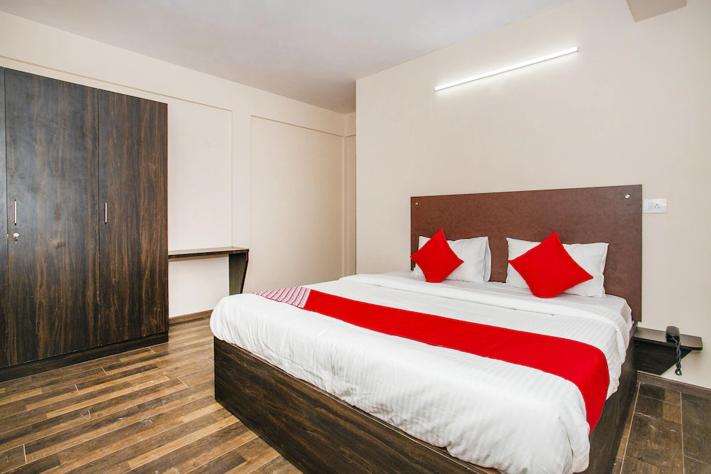 Resside 11 By OYO Rooms