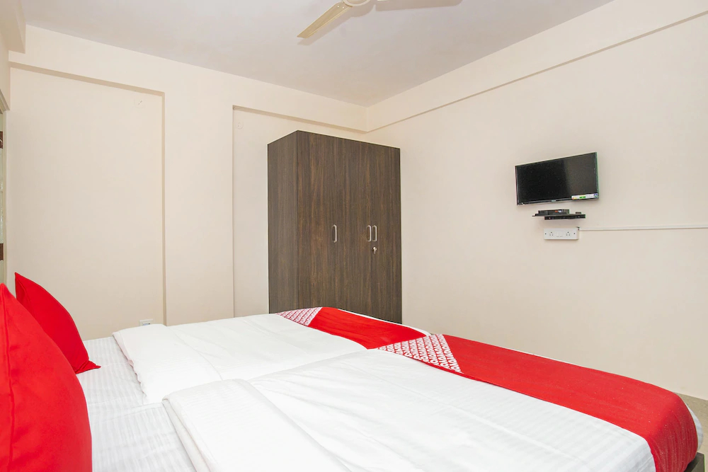 Resside 11 By OYO Rooms