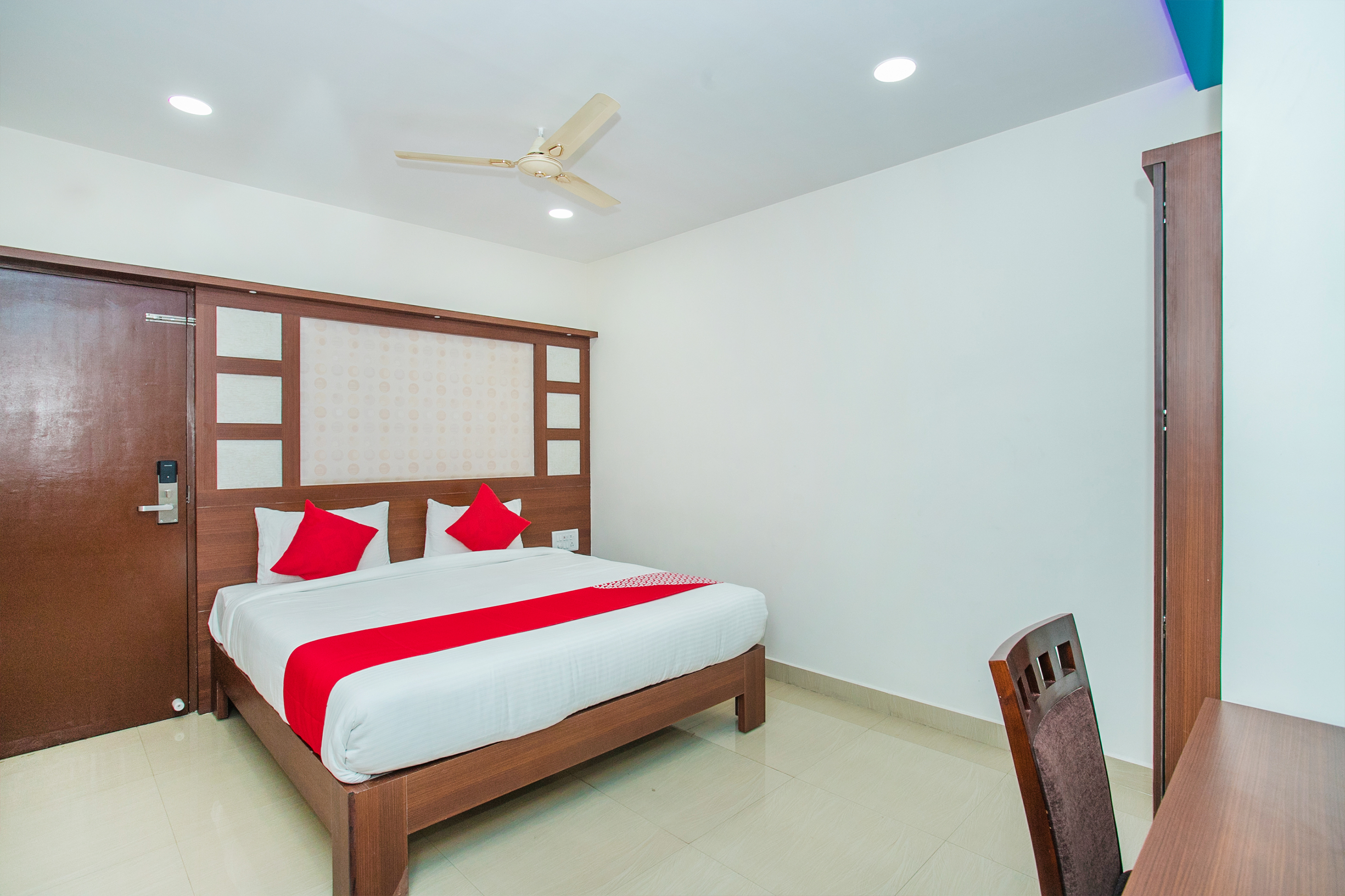 Ring View Hotel by OYO Rooms