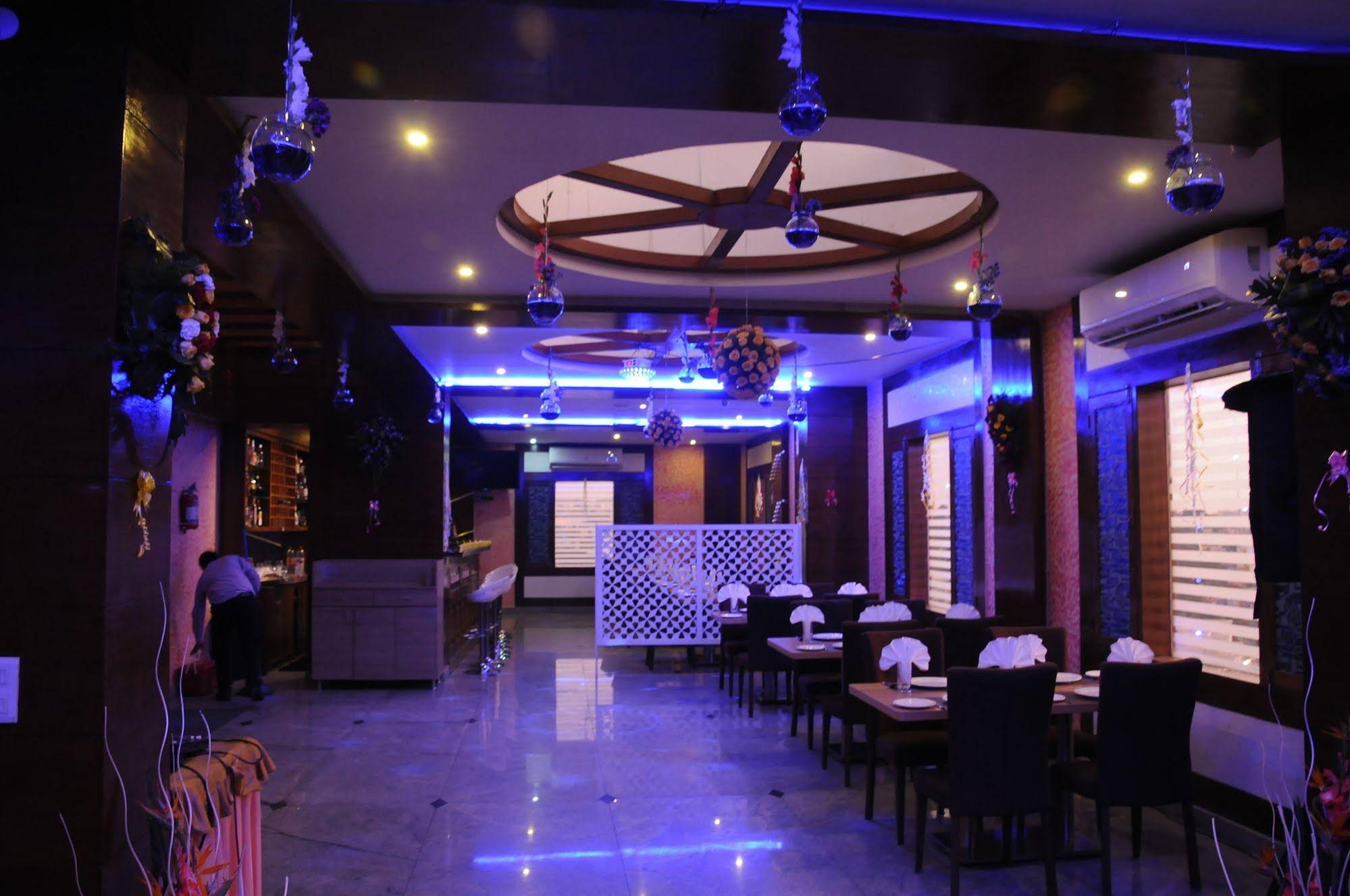 Rosewood International Hotel