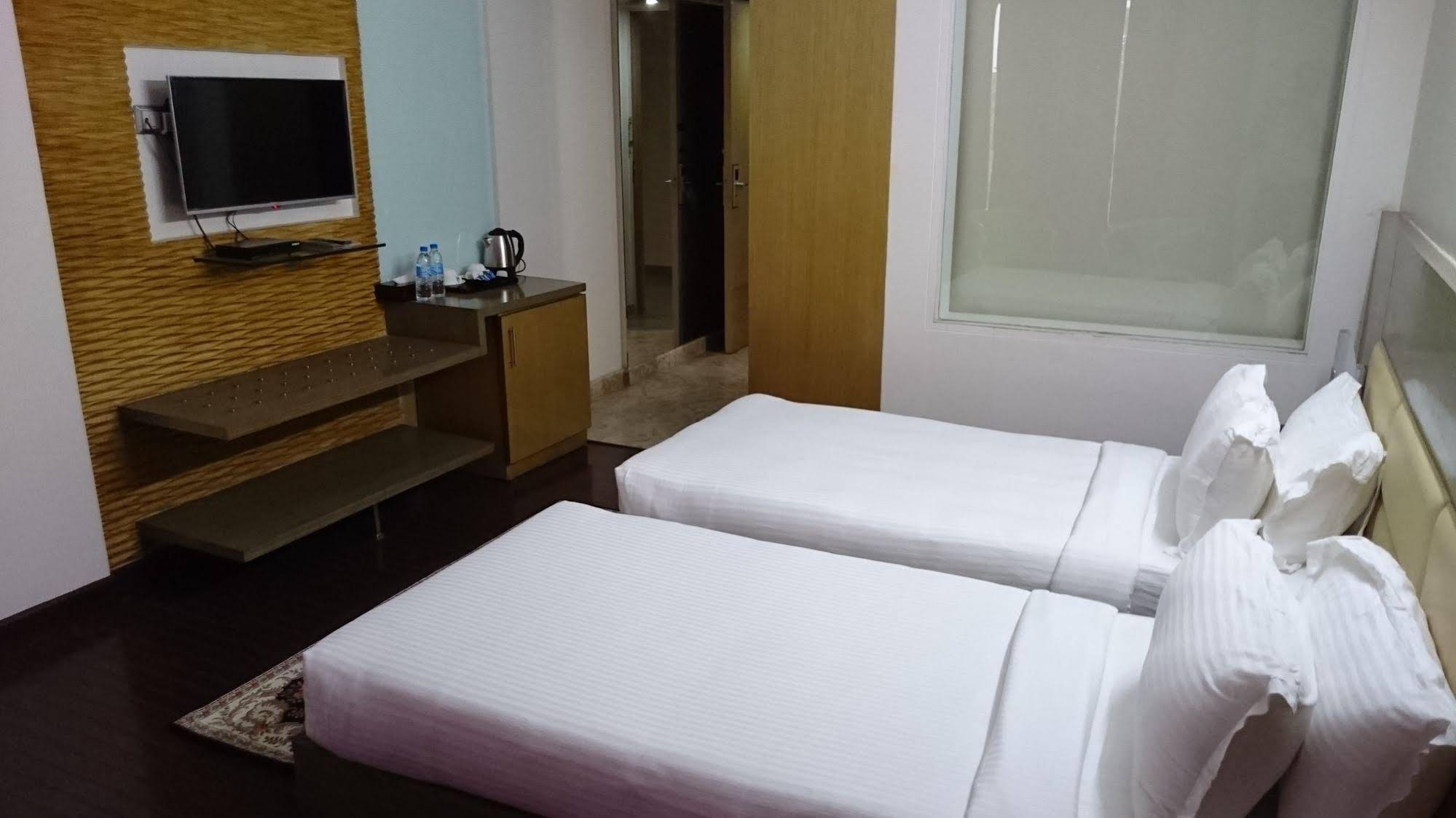 Rosewood International Hotel