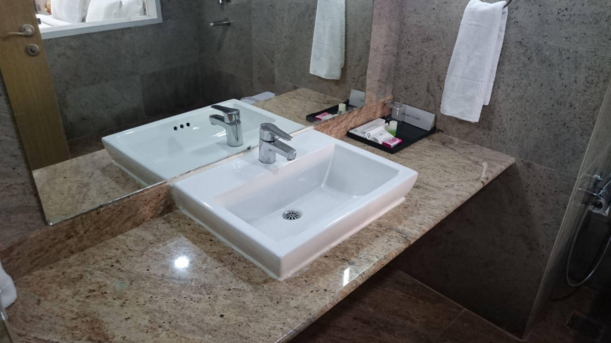 Rosewood International Hotel