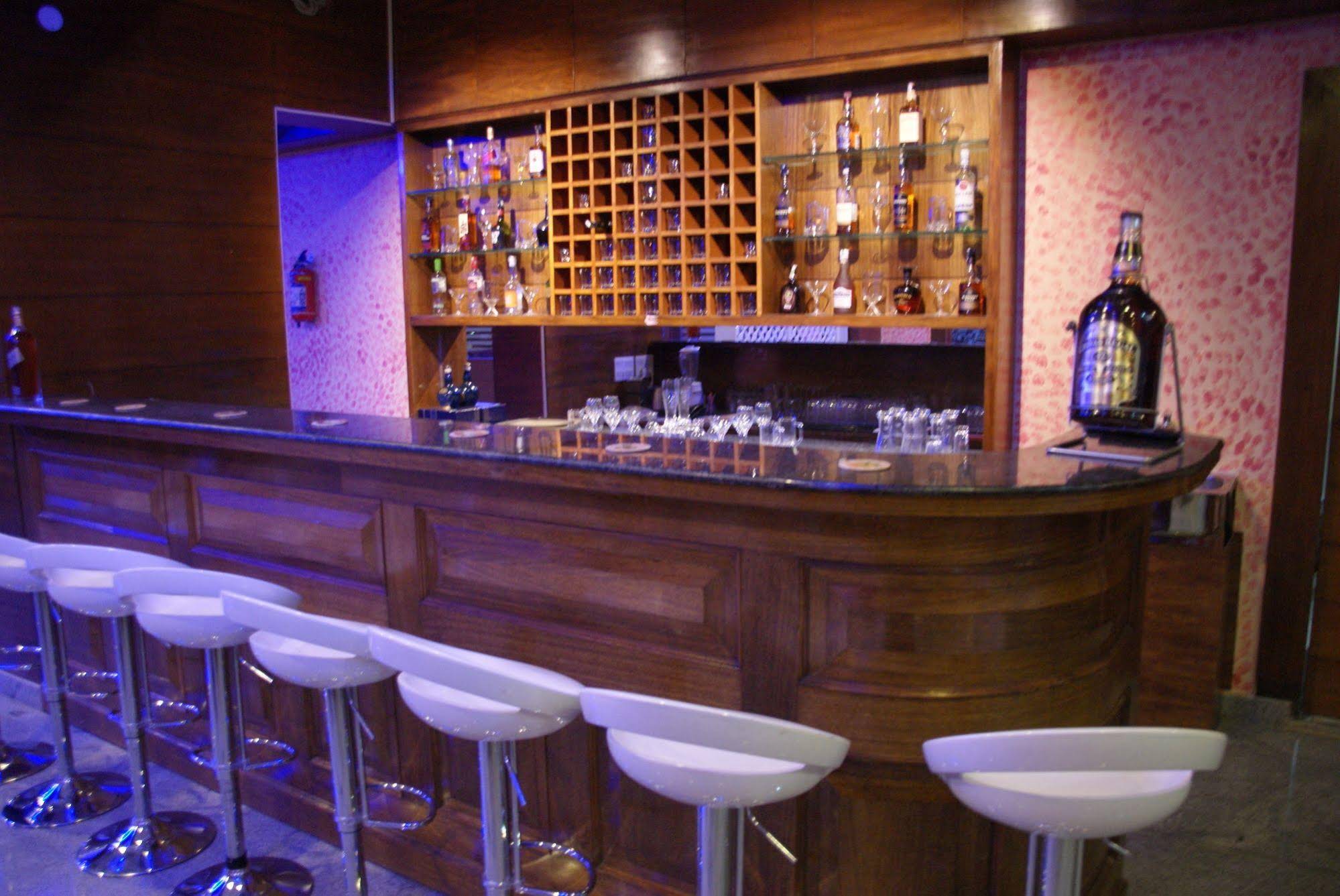 Rosewood International Hotel