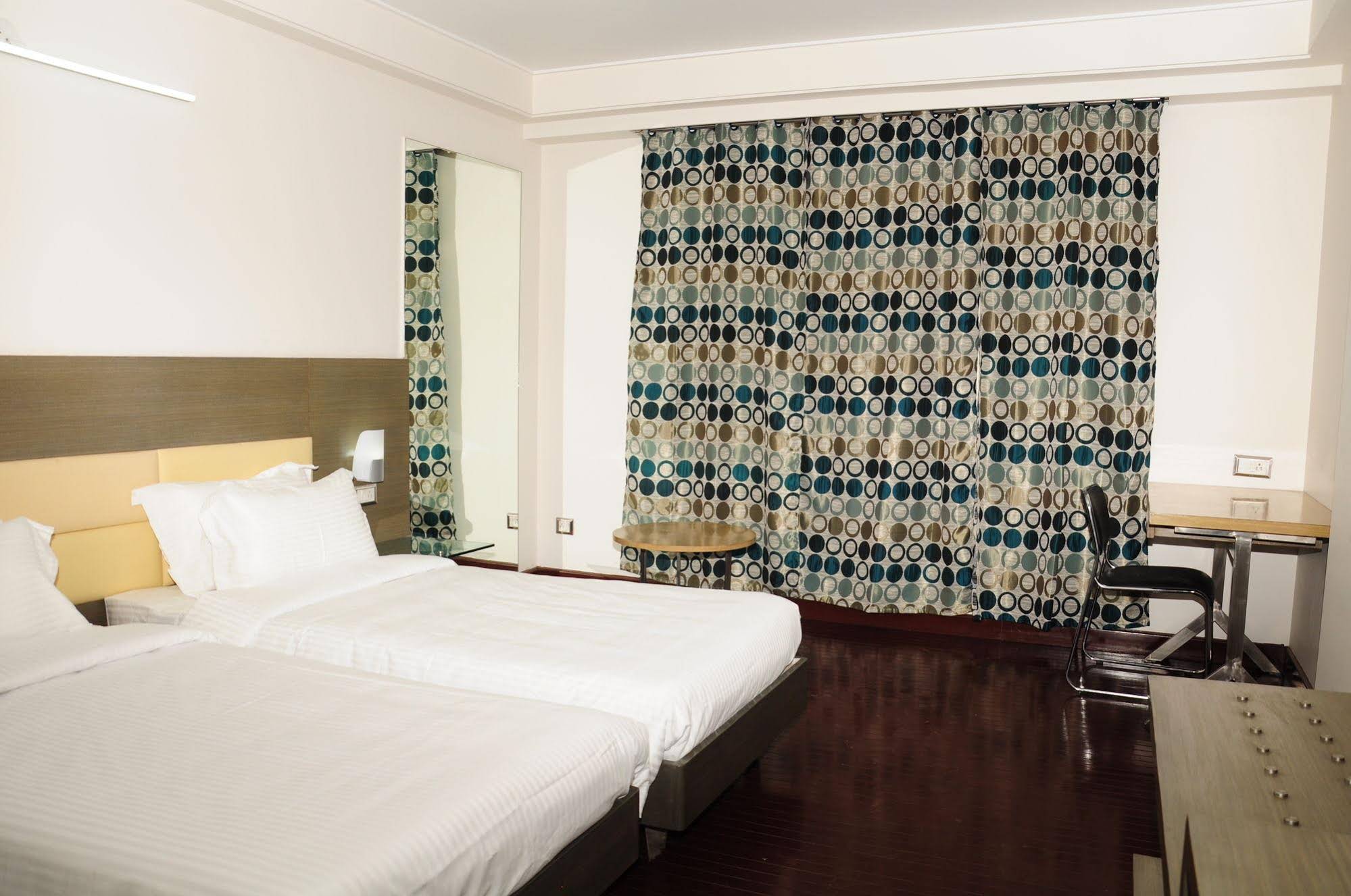 Rosewood International Hotel