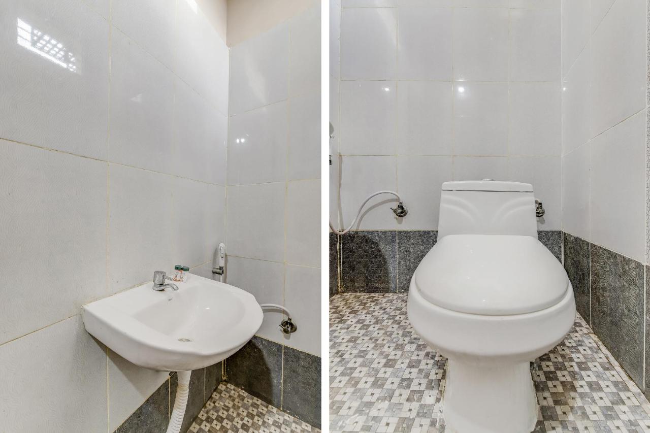Royal King by OYO Rooms