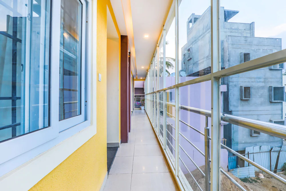 Royal Wood By OYO Rooms
