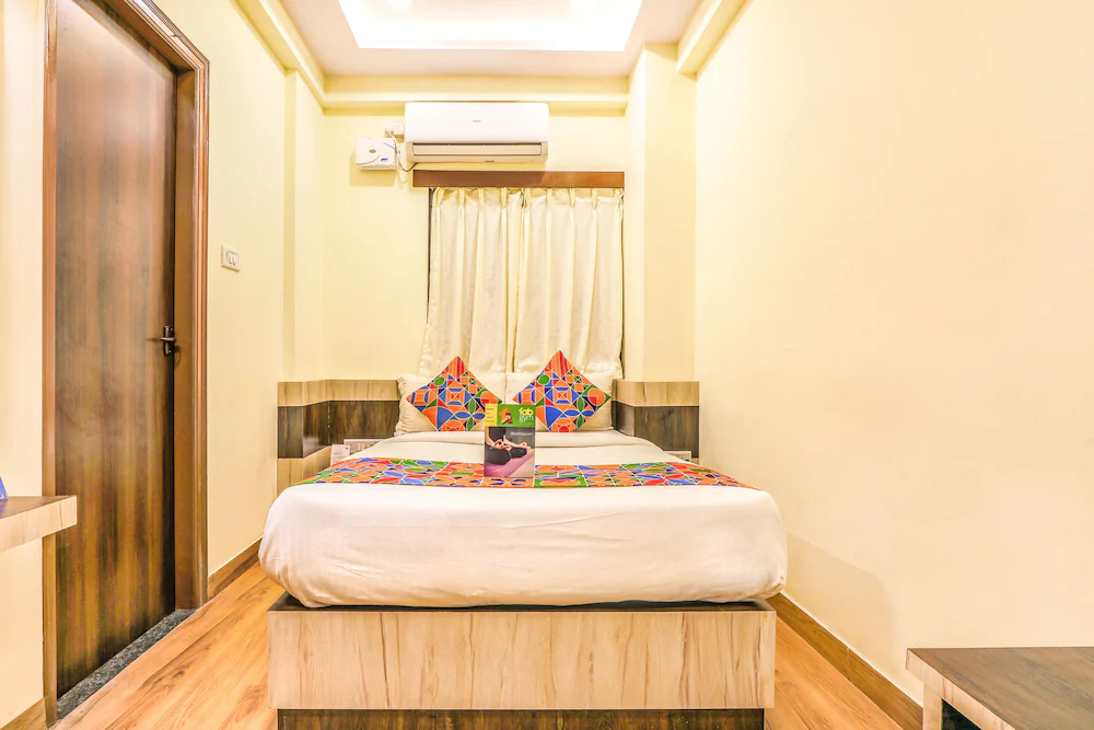 Royal Wood By OYO Rooms
