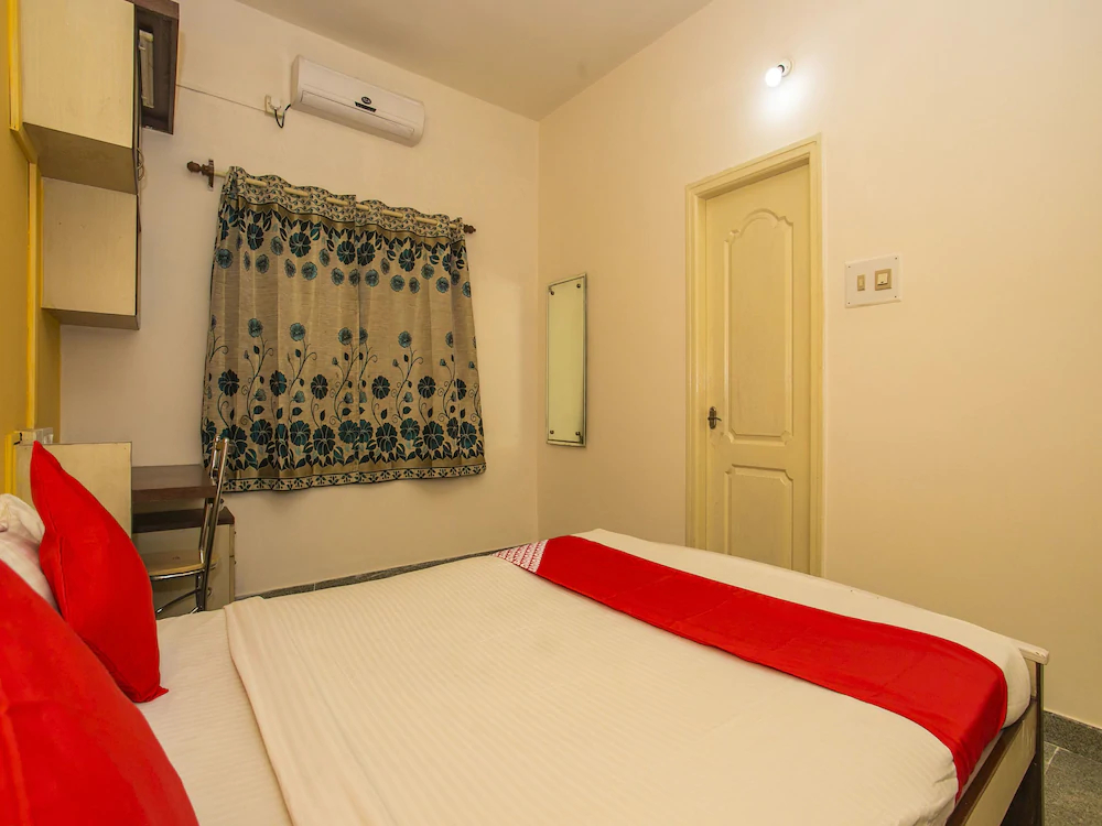 Sai Suites By OYO Rooms
