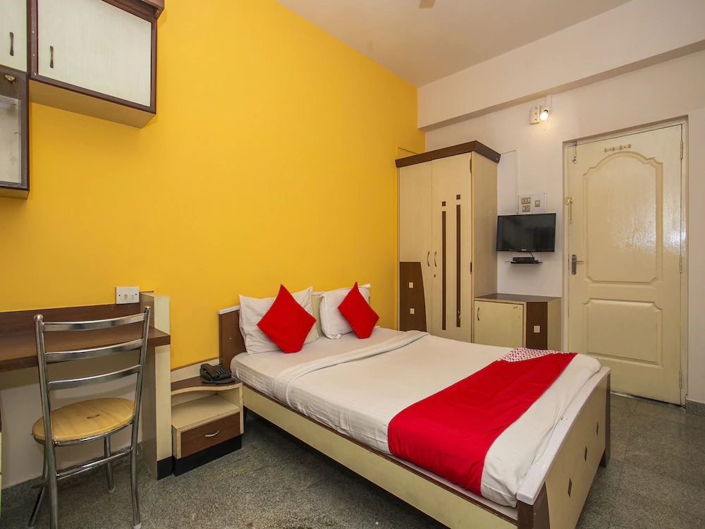 Sai Suites By OYO Rooms