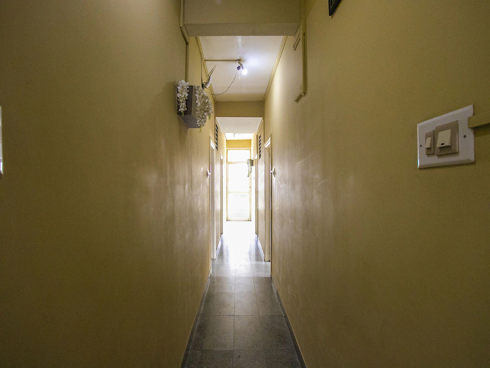 Sai Suites By OYO Rooms