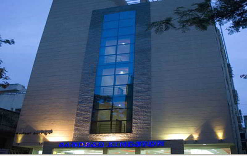 Sandesh Kingston