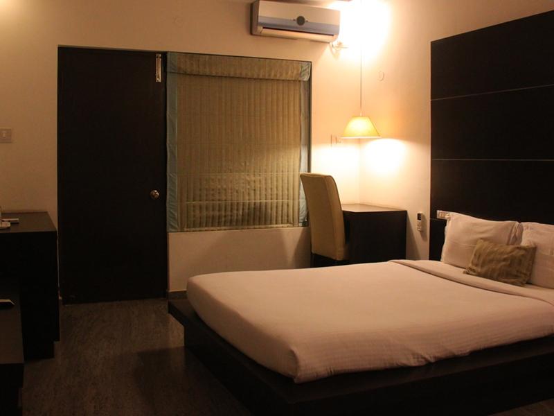 Shamrock Groove Boutique Inn