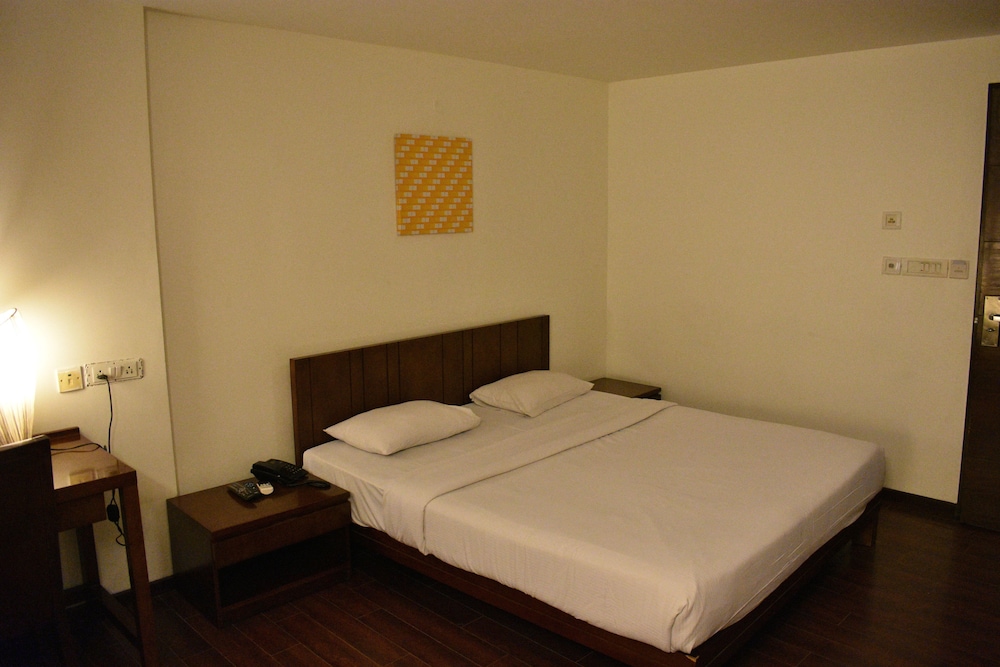 Shetty Gardenia Hotel