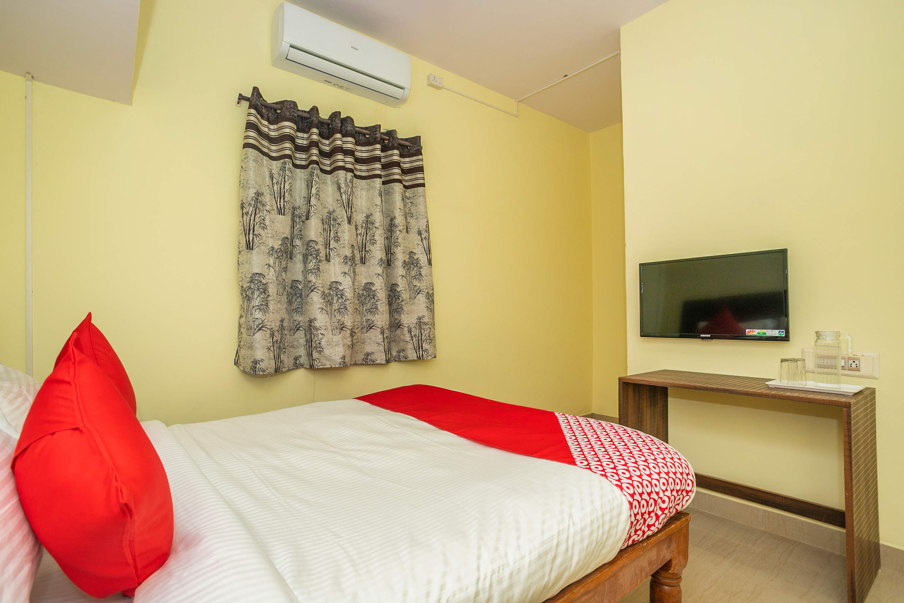 Shree Comforts By OYO Rooms