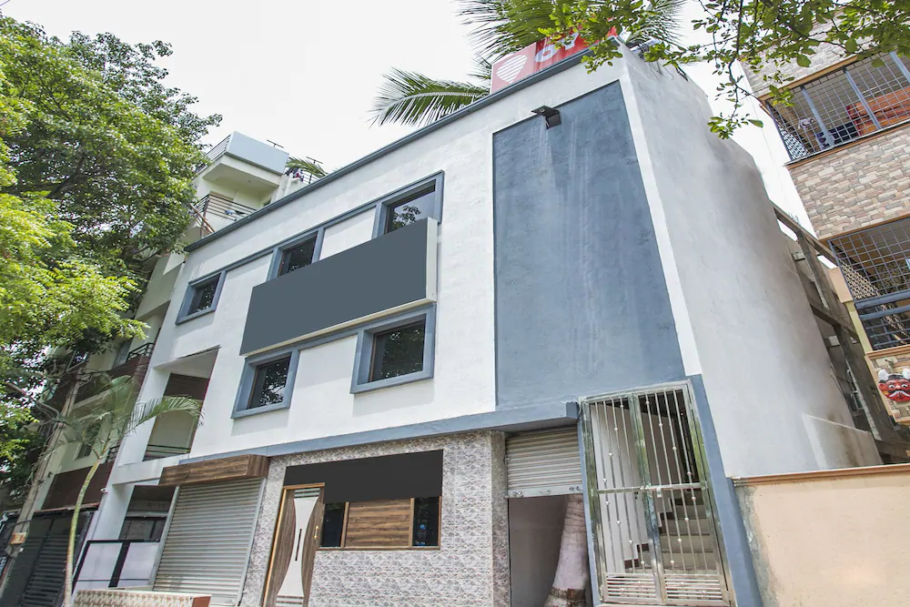 Shri Krishna Hometel By OYO Rooms