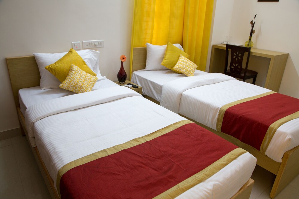 SLN Homes By OYO Rooms