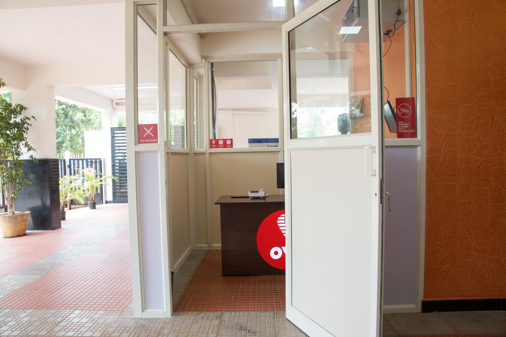 SLN Homes By OYO Rooms