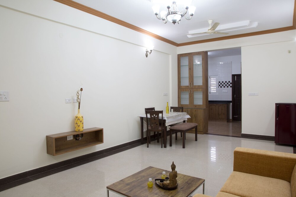 SLN Homes By OYO Rooms