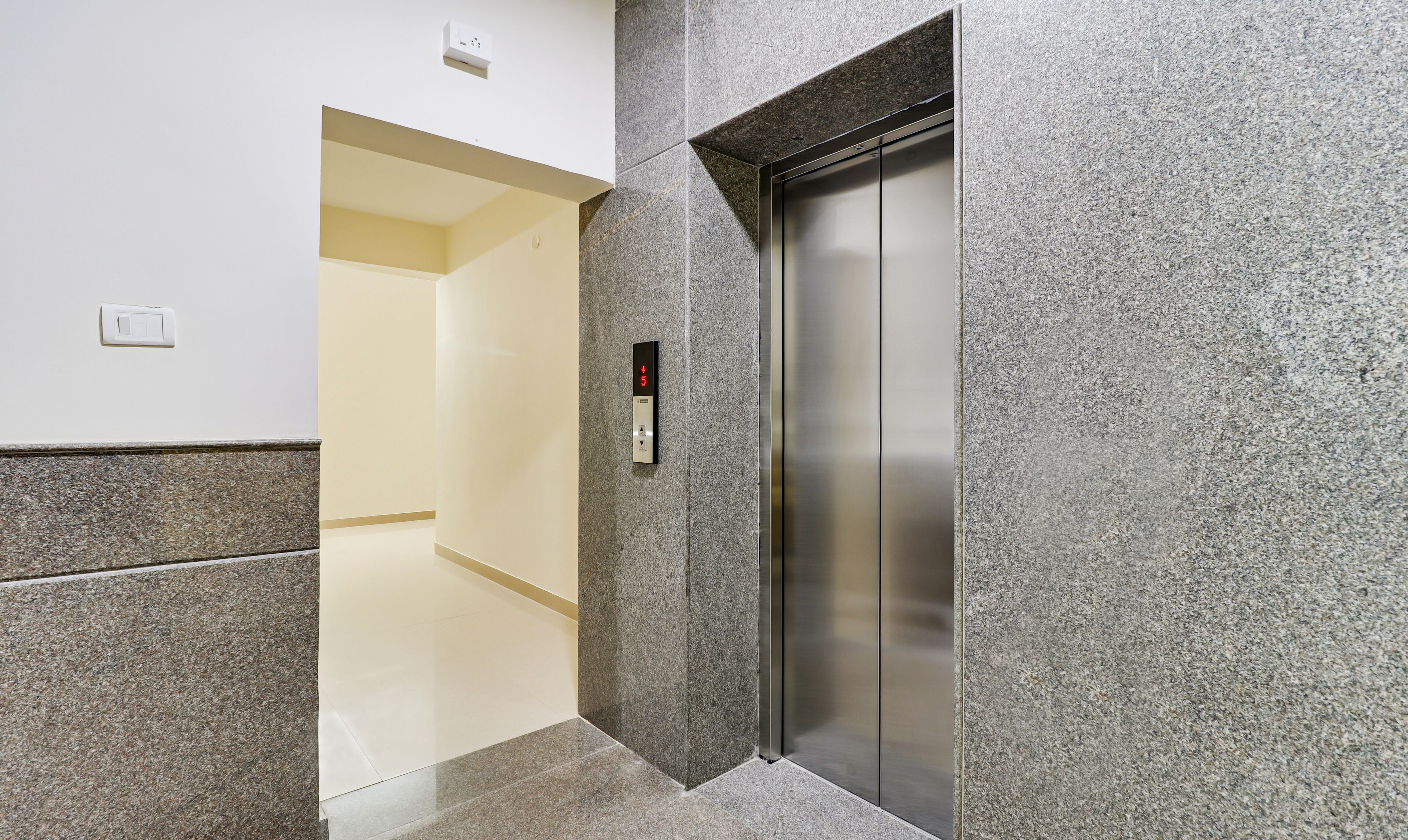 S M Royal Stay by Treebo Hotels