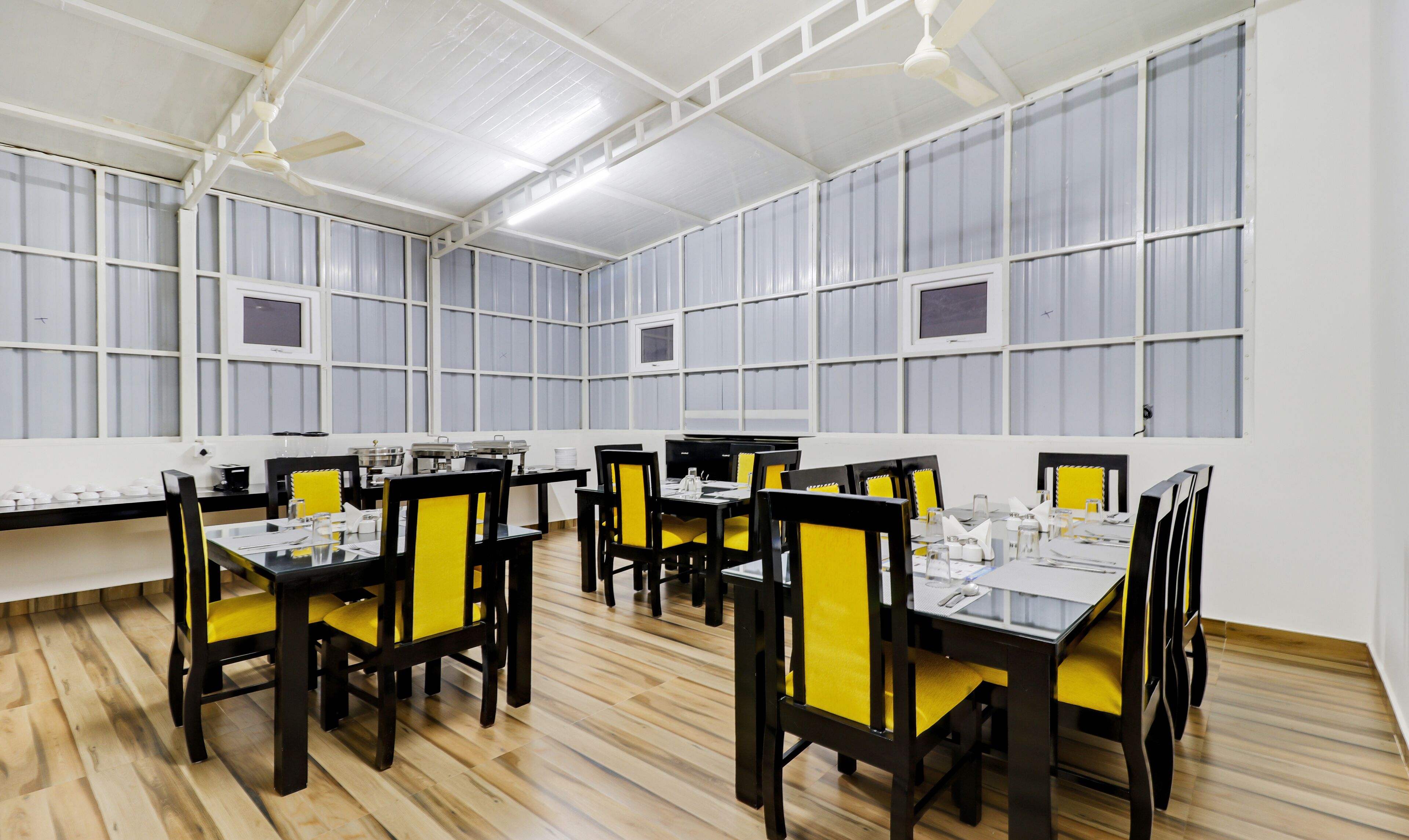 S M Royal Stay by Treebo Hotels